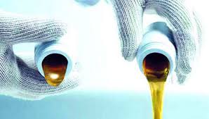 Чем отличается синтетическое моторное масло от минерального?